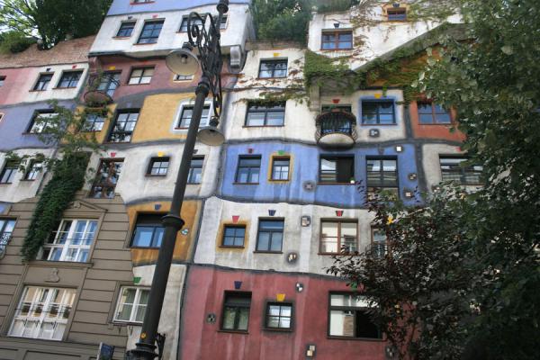 Hundertwasserhaus Apartments in Vienna