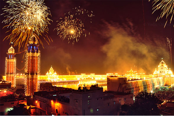 Top 10 Places That You Must Visit During Diwali – The Gypsy's Passport